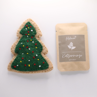 "Cookie", der Weihnachtsbaum mit Katzenminze