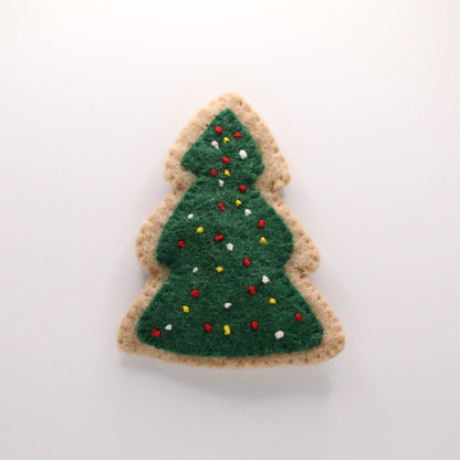 "Cookie", der Weihnachtsbaum mit Katzenminze